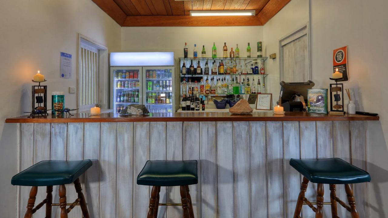 Bushman'S Motor Inn Parkes Bagian luar foto