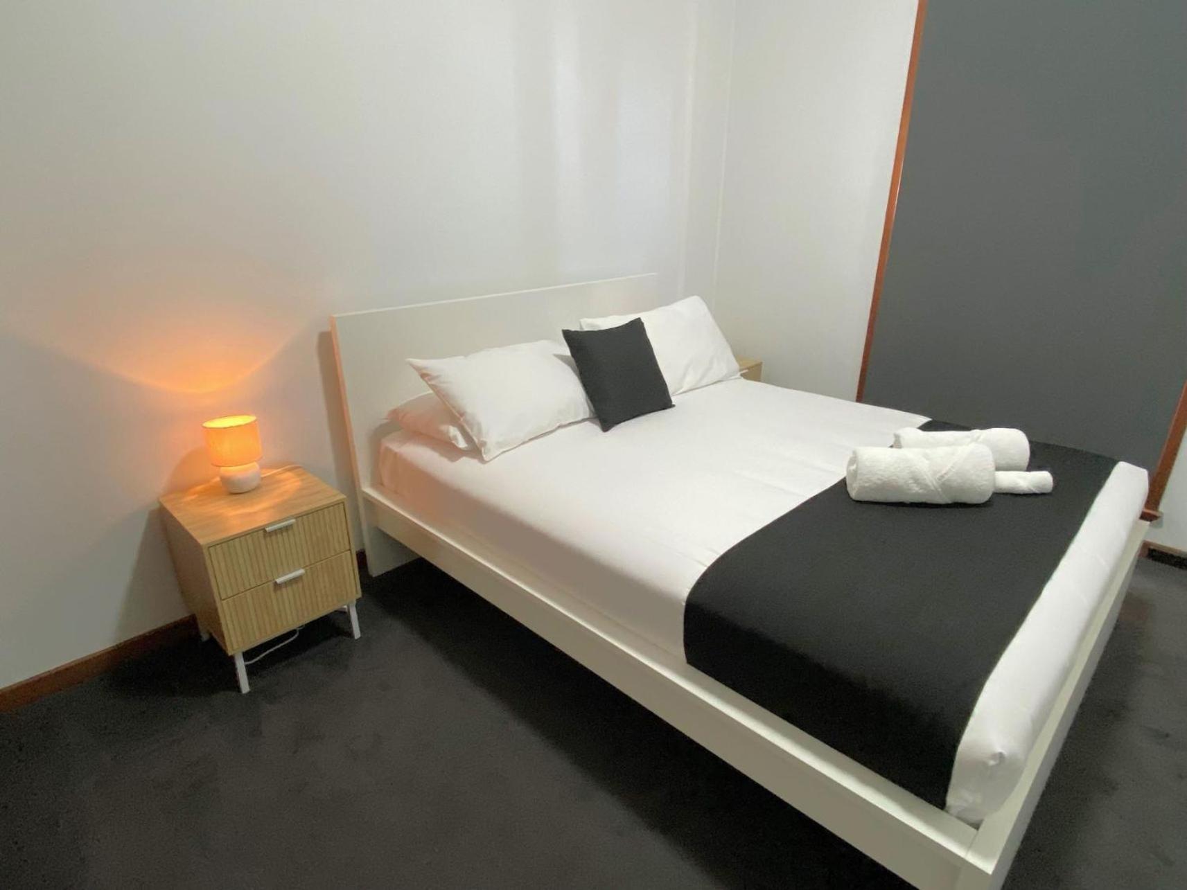 Bushman'S Motor Inn Parkes Bagian luar foto