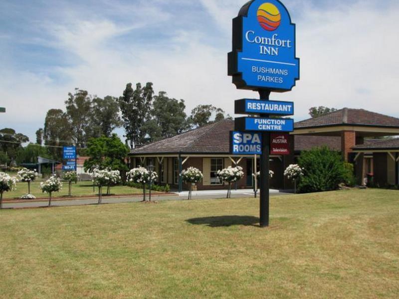 Bushman'S Motor Inn Parkes Bagian luar foto