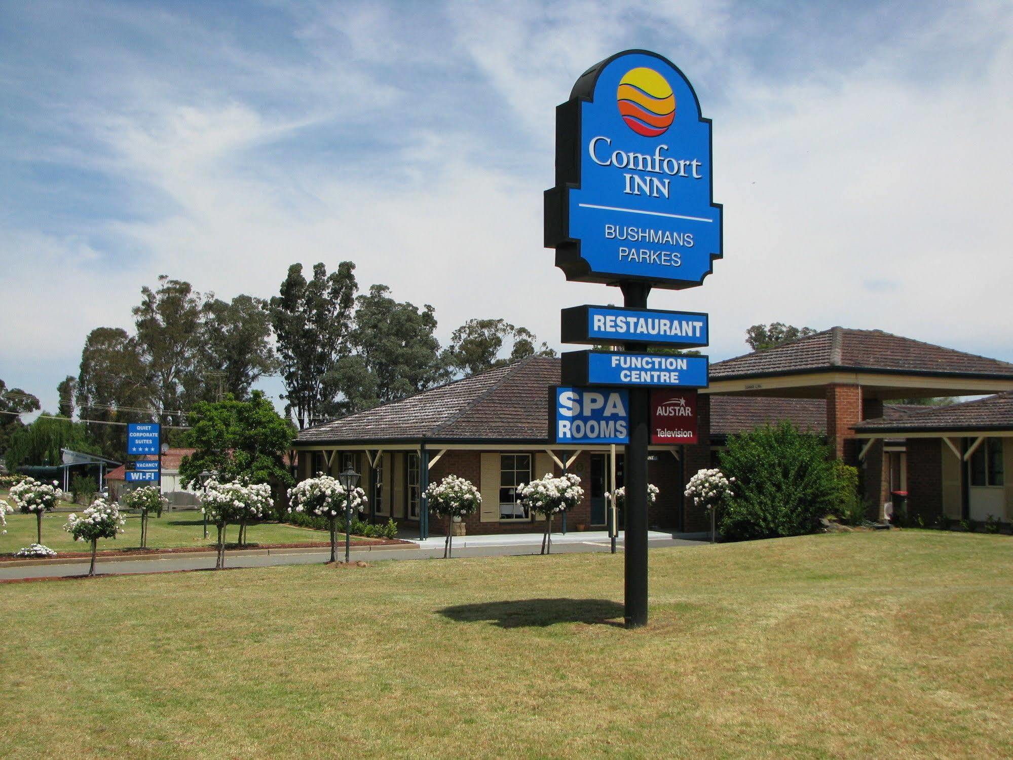 Bushman'S Motor Inn Parkes Bagian luar foto