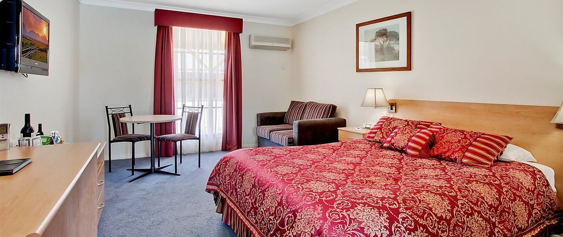 Bushman'S Motor Inn Parkes Bagian luar foto